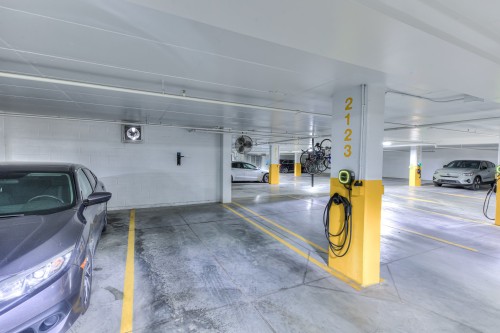 Parking - 406-399 Rue De La Rotonde, Montréal (Verdun/Île-Des-Soeurs), QC 