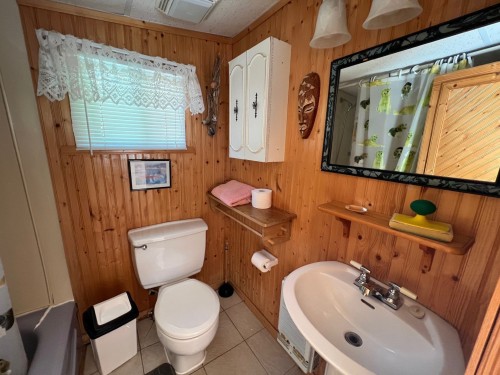 Salle de bains - 36 Rue Bourg, Carleton-Sur-Mer, QC 
