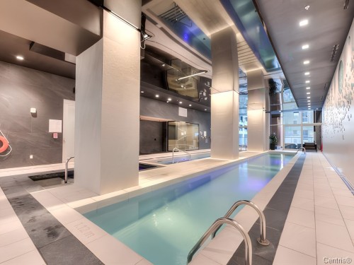 Piscine - Ph-3601-1020 Rue De La Montagne, Montréal (Ville-Marie), QC - Indoor Photo Showing Other Room With In Ground Pool