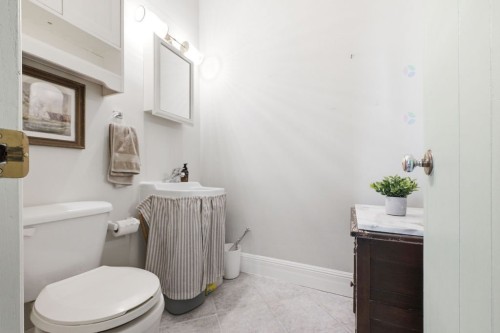 Powder room - 277C Ch. Front, Clarendon, QC 