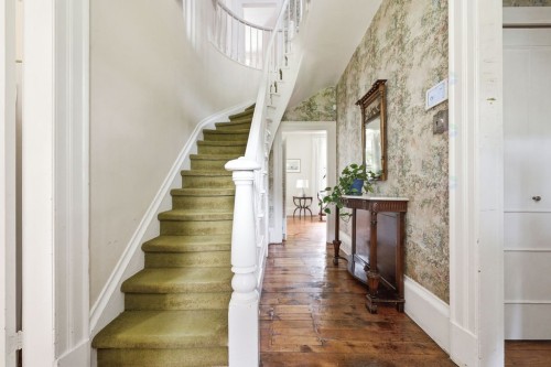 Staircase - 277C Ch. Front, Clarendon, QC 