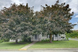 202-2688 Rue du Manoir Vaudreuil-Dorion, QC J7V 8T5