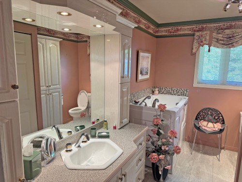 Salle de bains - 863 Rue St-Joseph, Saint-Pascal, QC 