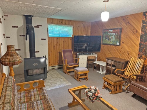 Salle familiale - 863 Rue St-Joseph, Saint-Pascal, QC 