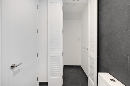 Salle de bains - 3701-1020 Rue De La Montagne, Montréal (Ville-Marie), QC - Indoor