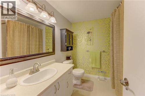 60 Foxglove Crescent, Kitchener, ON 
