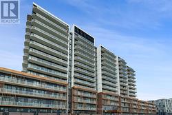 324 - 220 MISSINNIHE WAY  Mississauga, ON L5H 0A9