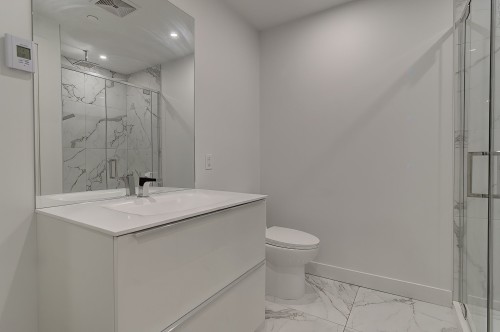 Salle de bains - 1002-1400 Boul. René-Lévesque O., Montréal (Ville-Marie), QC 
