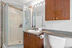 Salle de bains attenante à la CCP - 