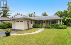 3071 BALLYDOWN CRESCENT  Mississauga, ON L5C 2C7