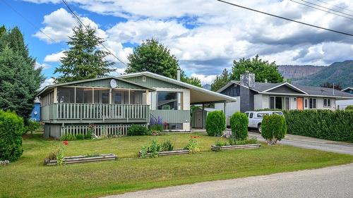 211 Larsen Avenue  Enderby, BC V4Y 4A8