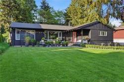 560 Kay St Saanich, BC V8Z 2L3