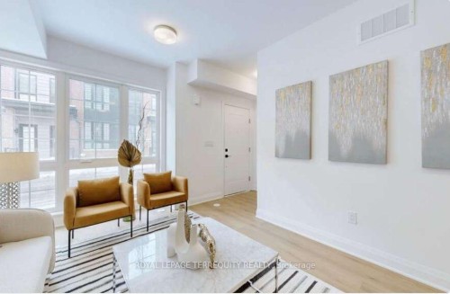 150 Alton Crescent, Vaughan, ON - Indoor Photo Showing Other Room