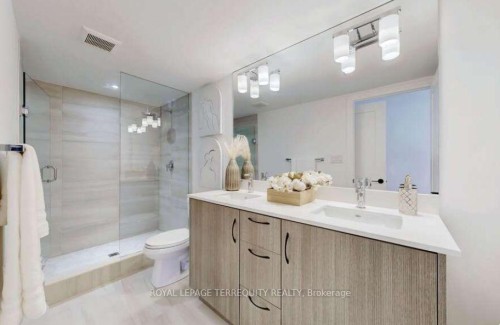 150 Alton Crescent, Vaughan, ON - Indoor Photo Showing Bathroom