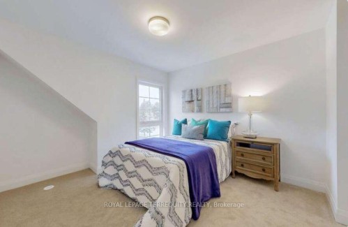 150 Alton Crescent, Vaughan, ON - Indoor Photo Showing Bedroom