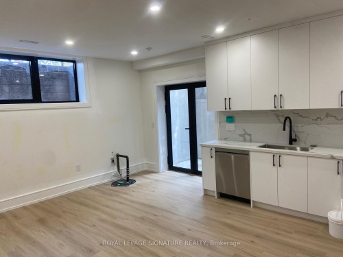 1349 Melton Drive, Mississauga, ON 