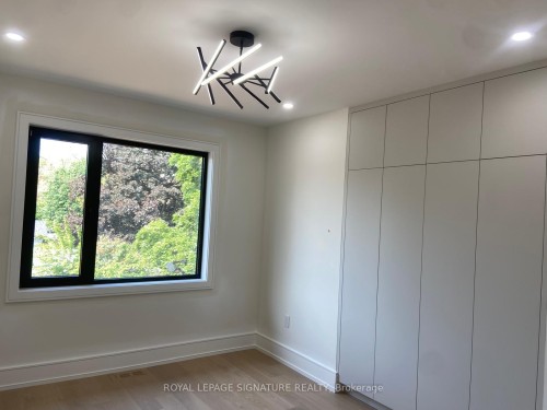 1349 Melton Drive, Mississauga, ON 