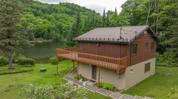 905 Ch. de Courchevel Saint-Adolphe-D'Howard, QC J0T 2B0