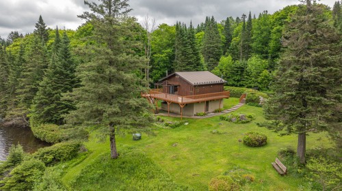 Extérieur - 905 Ch. De Courchevel, Saint-Adolphe-D'Howard, QC 