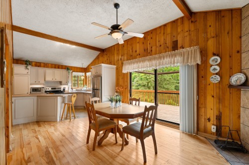Salle à manger - 905 Ch. De Courchevel, Saint-Adolphe-D'Howard, QC 