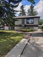 769 QUEEN STREET  Regina, SK S4T 4A4