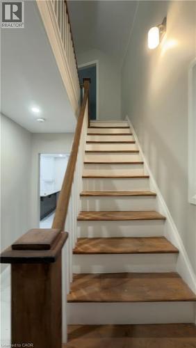 18 Miehm Place, Kitchener, ON 