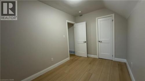 18 Miehm Place, Kitchener, ON 