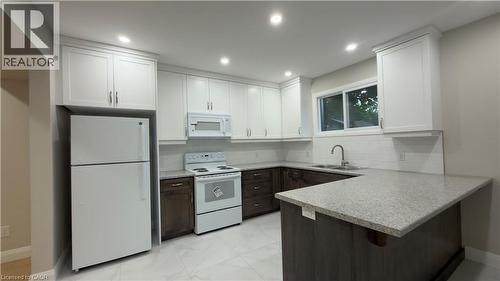 18 Miehm Place, Kitchener, ON 