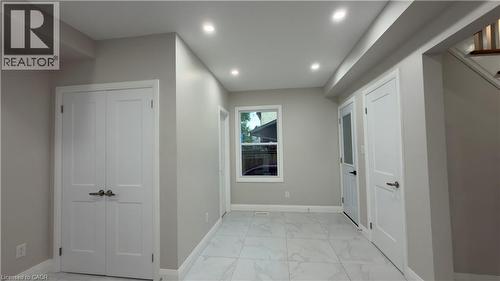 18 Miehm Place, Kitchener, ON 