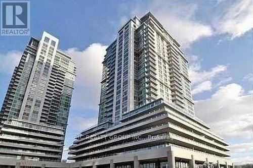 2108 - 70 TOWN CENTRE COURT  Toronto, ON M1P 4Y7