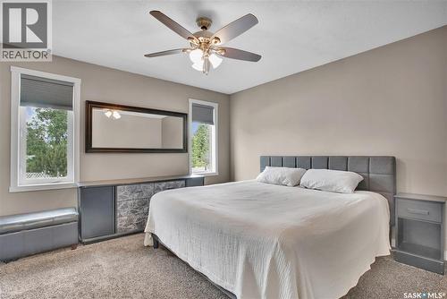 119 Pezer Crescent, Saskatoon, SK 
