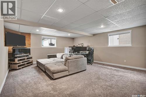 119 Pezer Crescent, Saskatoon, SK 