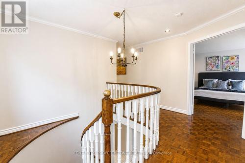 5660 Bell Harbour Drive, Mississauga, ON 