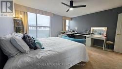 Primary bedroom - 