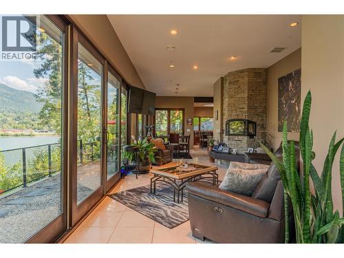 59 Johnstone Road, Nelson, BC 