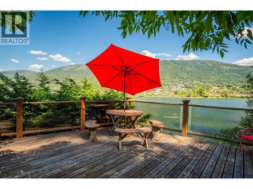 59 Johnstone Road, Nelson, BC 
