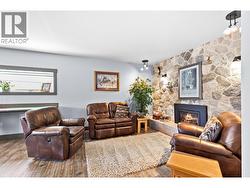 Lower level rec room space - 