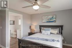 Main floor Bedroom with Ensuit - 