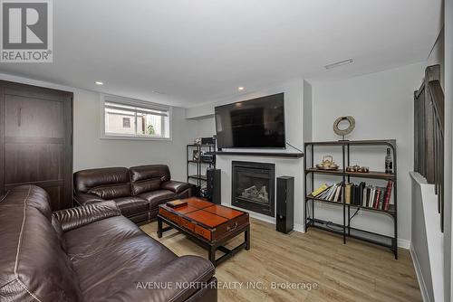 323 Lysander Place, Ottawa, ON 