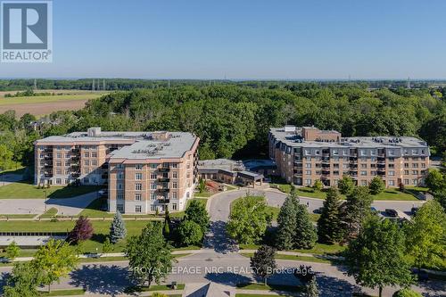 220 - 8111 FOREST GLEN DRIVE  Niagara Falls (Mt. Carmel), ON L2H 2Y7