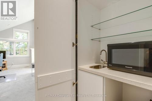 Wet bar in primary suite - 86 Nottawaga Drive, Tiny, ON 