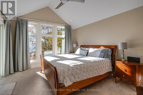 Primary Bedroom - 86 Nottawaga Drive, Tiny, ON 
