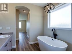 primary bathroom - 