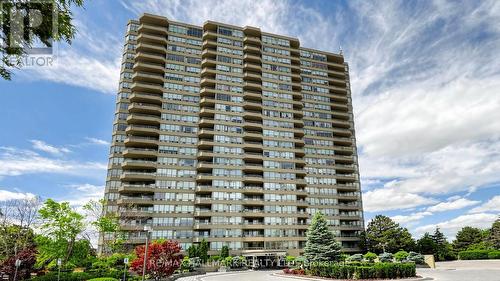 209 - 10 TORRESDALE AVENUE  Toronto, ON M2R 3V8