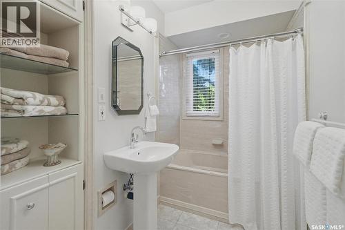 201 Garrison Crescent, Saskatoon, SK 