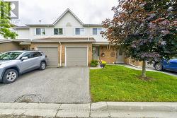 302 MACIVER BOULEVARD Newmarket, ON L3X 1Y4