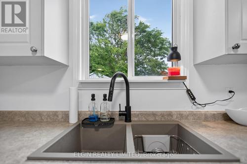 27 Cook Crescent, St. Thomas, ON 