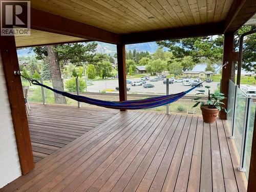1725 6Th Ave Avenue, Invermere, BC - Outdoor With Deck Patio Veranda