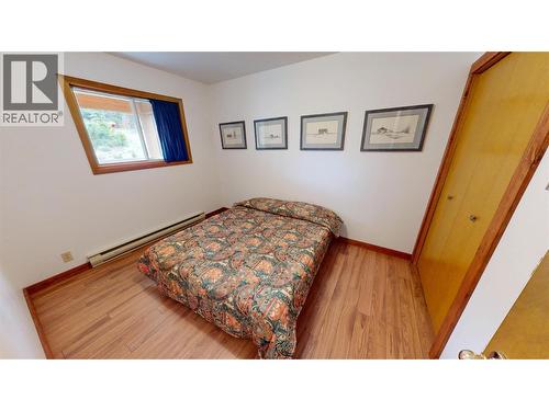 1725 6Th Ave Avenue, Invermere, BC - Indoor Photo Showing Bedroom