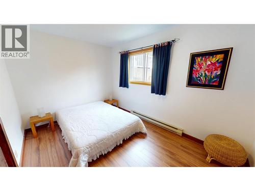 1725 6Th Ave Avenue, Invermere, BC - Indoor Photo Showing Bedroom